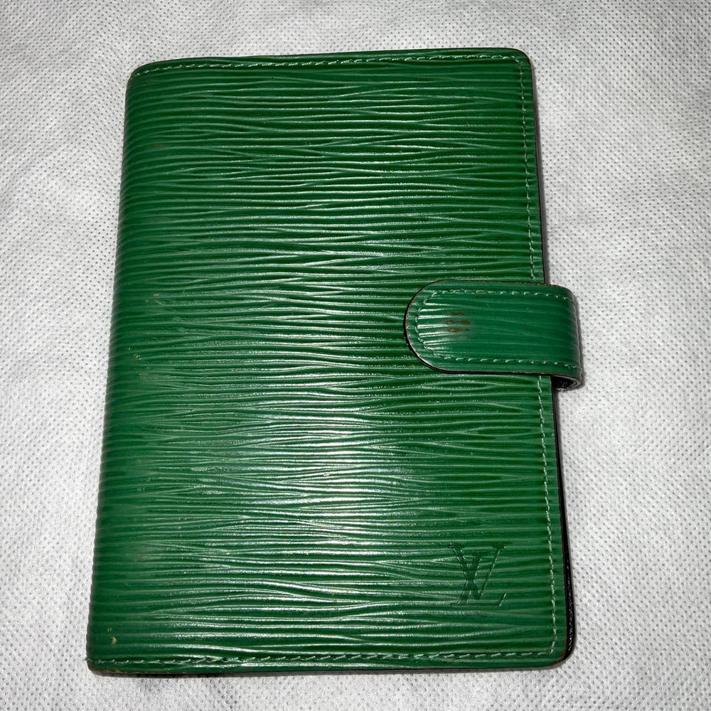 Louis Vuitton Green Epi Leather Home Office Planner - Picture 15 of 15